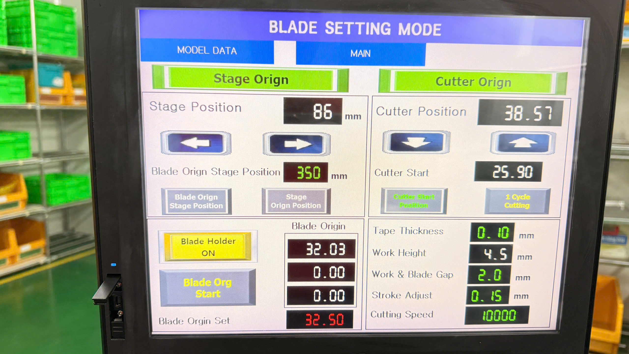 Màn hình cài đặt dao Blade Setting Mode trên HMI máy cắt tự động